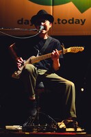 向井秀徳アコースティック＆エレクトリック（撮影：東美樹）