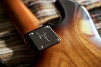 Deluxe Jazz Bass(R) V, Kazuki Arai Edition