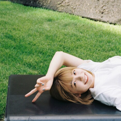 足立佳奈「Film」配信ジャケット