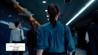 テレビCM「LifeとWear / WOMENジーンズ地下鉄篇」より。