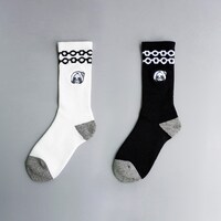 「柴田の2ポ」誕生を記念した靴下。