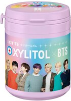 人気画像8位は「BTS『キシリトールガム』コラボボトル10月発売決定、紫のボトルに7つのフルーツ味」より、「キシリトールガム BTS Smileボトル」集合バージョン。