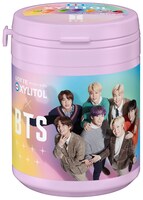 人気画像6位は「BTS『キシリトールガム』コラボボトル10月発売決定、紫のボトルに7つのフルーツ味」より、「キシリトールガム BTS Smileボトル」集合バージョン。