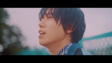 梶原岳人「君ドロップス」ミュージックビデオより。