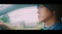 梶原岳人「君ドロップス」ミュージックビデオより。