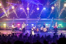 緑黄色社会「リョクシャ化計画2021」大阪・フェスティバルホール公演の様子。（撮影：ハヤシマコ）