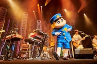 「マカロックツアーEXTRA in 春日部 ～しんちゃんも遊びに来るゾ！オラたちとおしり合いになってクレヨン♡篇～」の様子。（撮影：酒井ダイスケ）