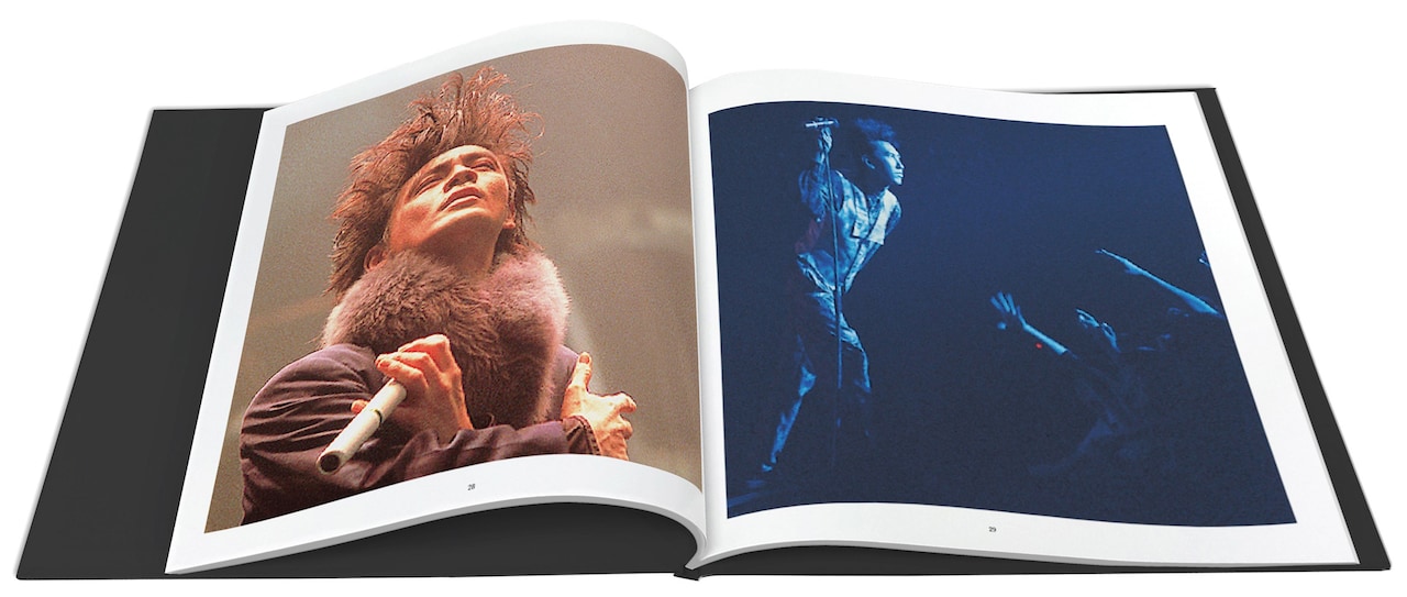 BOØWYの写真100点以上収めた「BOØWY Special Photo Book」7inch