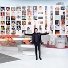 郷ひろみが過去シングル解説、「愛の不時着」「キングダム」の独特な鑑賞方法を語る