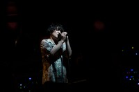 藤原聡（Vo, Piano）（撮影：溝口元海［be stupid］）