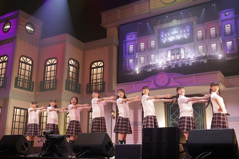 「さくら学院 The Final ～夢に向かって～」の様子。（写真提供：アミューズ）