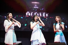 左から風見和香、小久保柚乃、桜木心菜。