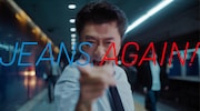 テレビCM「UNIQLO 21FW LifeとWear / Mジーンズ地下鉄篇60秒」より。