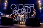 UNISON SQUARE GARDEN「足し算、足し算の時代」を再現した「CIDER ROAD」リバイバルツアー