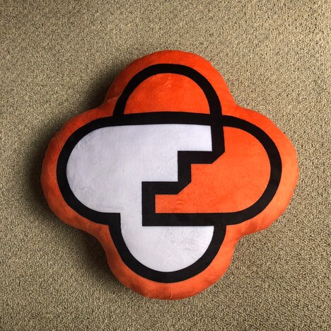 FNCY BY FNCYクッション(価格3580円)