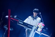 長妻怜央（Key, Vo）（Photo by Gaku Maeda）