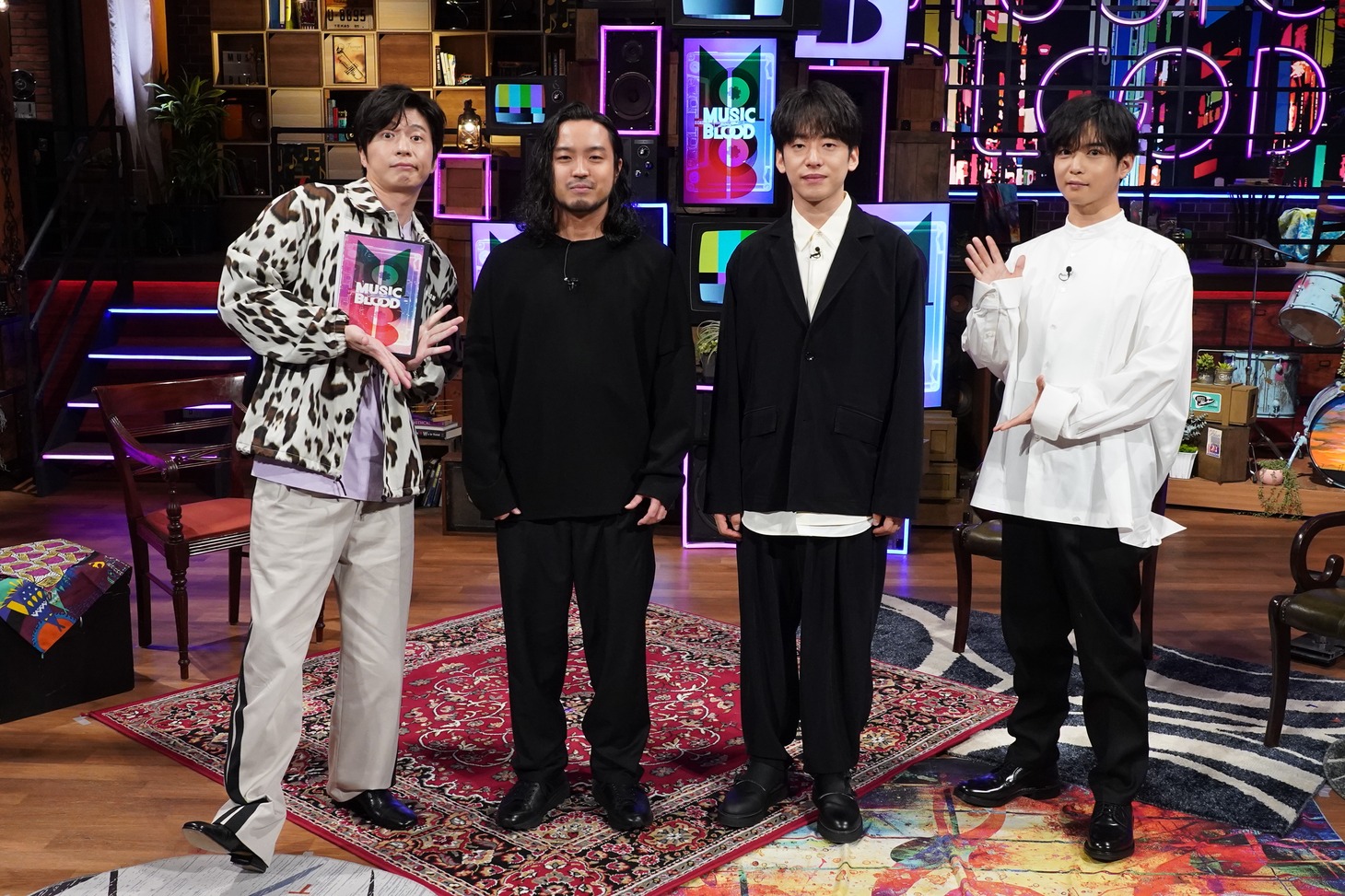 左から田中圭、Creepy Nuts、千葉雄大。 (c)日本テレビ