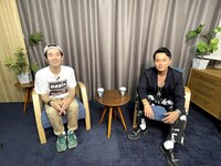 左から秋澤和貴（Saucy Dog）、上杉研太（SUPER BEAVER）。