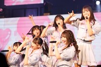 「≠ME 1st Tour ～やっぱり、恋をした～」初日公演の様子。(c)YOANI