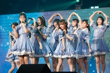 「≠ME 1st Tour ～やっぱり、恋をした～」初日公演の様子。(c)YOANI