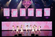 「≠ME 1st Tour ～やっぱり、恋をした～」初日公演の様子。(c)YOANI