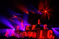 「≠ME 1st Tour ～やっぱり、恋をした～」初日公演の様子。(c)YOANI