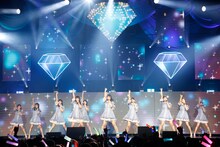 「≠ME 1st Tour ～やっぱり、恋をした～」初日公演の様子。(c)YOANI