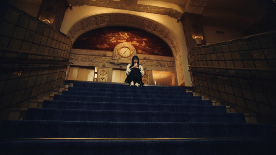 乃木坂46「君に叱られた」ミュージックビデオより。