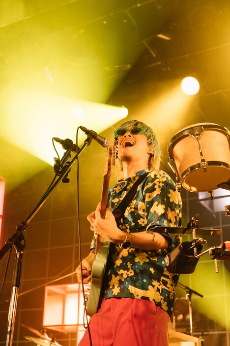 内田怜央（Vo）（Photo by Momo Angela）