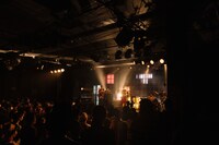 「Kroi Major 1st Album “LENS” Release Tour “凹凸”」追加a公演の様子。（Photo by Momo Angela）
