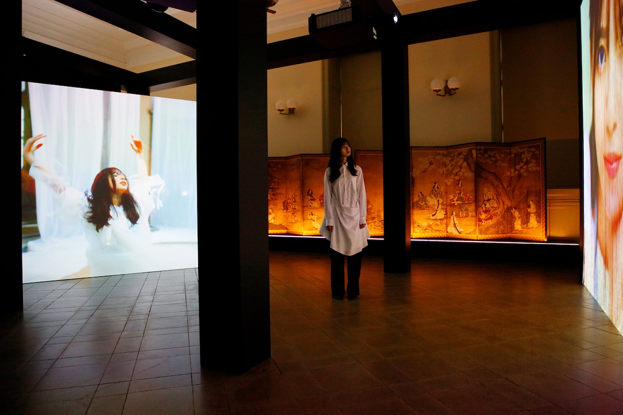 乃木坂46が日本美術の花々と共鳴、撮り下ろし映像で古典を彩る展覧会 