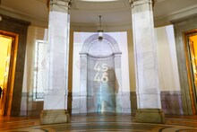 「春夏秋冬 / フォーシーズンズ 乃木坂46」の入口。