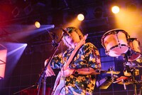 内田怜央（Vo）（Photo by Momo Angela）