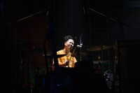 益田英知（Dr）（Photo by Momo Angela）