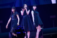 里仲菜月（Task have Fun）、竹越くるみ（Devil ANTHEM.）、小野寺梓（真っ白なキャンバス）によるユニット・S.T.O。