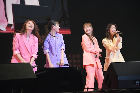 ももいろクローバーZ