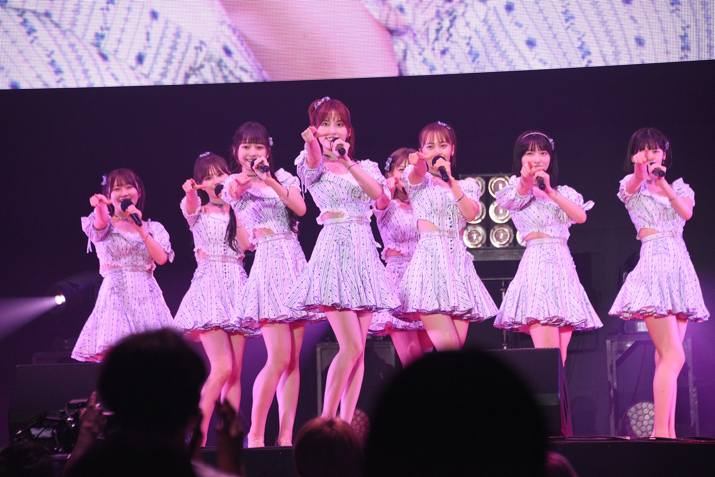 AKB48