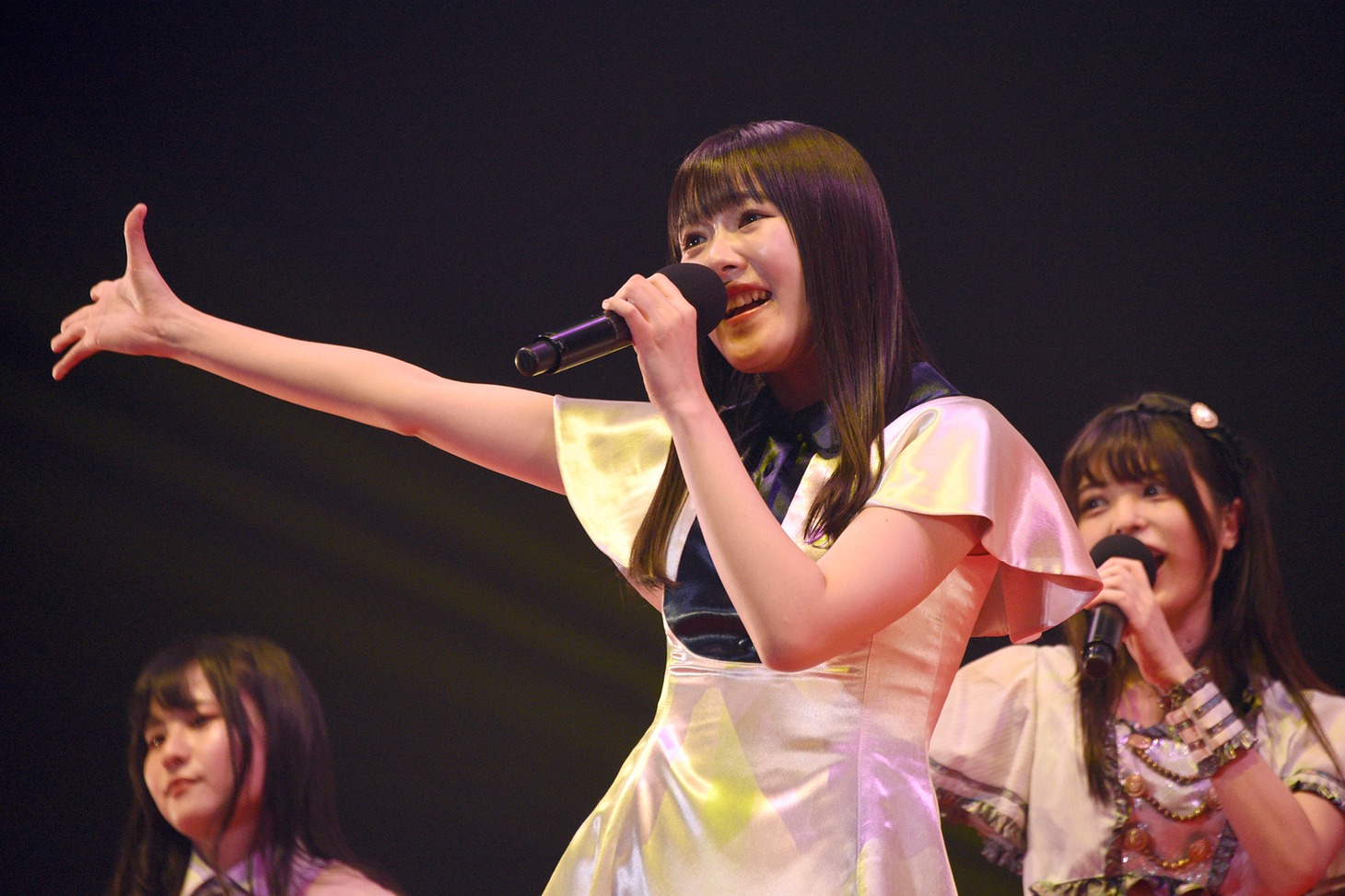 高橋麻里
