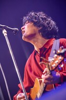 石崎ひゅーい（撮影：鳥居洋介）