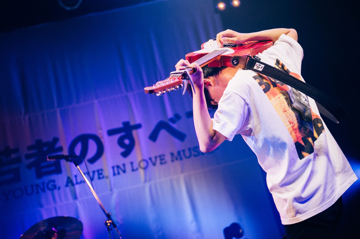 ムツムロアキラ（Vo,  G / ハンブレッダーズ）（Photo by Kana Tarumi）