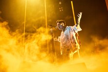 「ASH DA HERO LIVE 2021 "THE SHOW MUST GO ON"」の様子。（撮影：粂井健太）