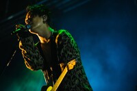 山中拓也（Vo, G / THE ORAL CIGARETTES）（撮影：ハタサトシ）