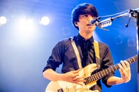 斎藤宏介（Vo, G / UNISON SQUARE GARDEN）（Photo by Viola Kam［V'z Twinkle］）