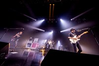 東京公演のUNISON SQUARE GARDEN。（Photo by Viola Kam［V'z Twinkle］）