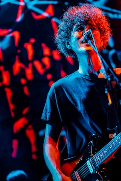 コロナ禍2度目の 9mmの日 セットリストに隠れた秘密と夏フェス感にファン熱狂 ライブレポート 写真15枚 音楽ナタリー