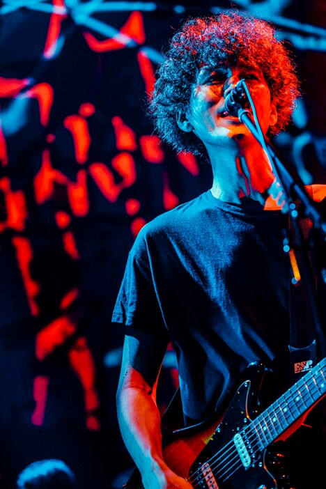 菅原卓郎(Vo, G / 9mm Parabellum Bullet)(撮影:西槇太一)