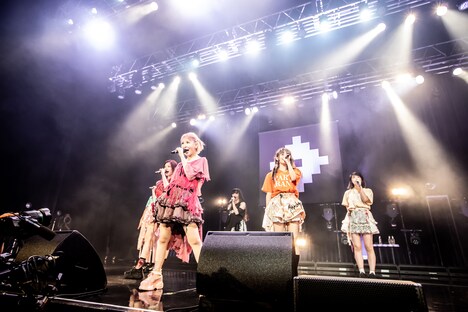 ZOC「ZOC FOR PRAYER TOUR 2021 SUMMER」東京・Zepp Haneda（TOKYO）公演の様子。
