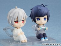 昨年発売された「ねんどろいど まふまふ」と「ねんどろいど そらる」。