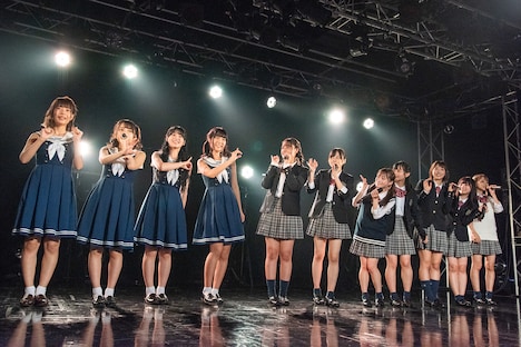 「放課後ゼロイチ学園 アイドル部 制服公演 supported by 月刊エンタメ」の様子。