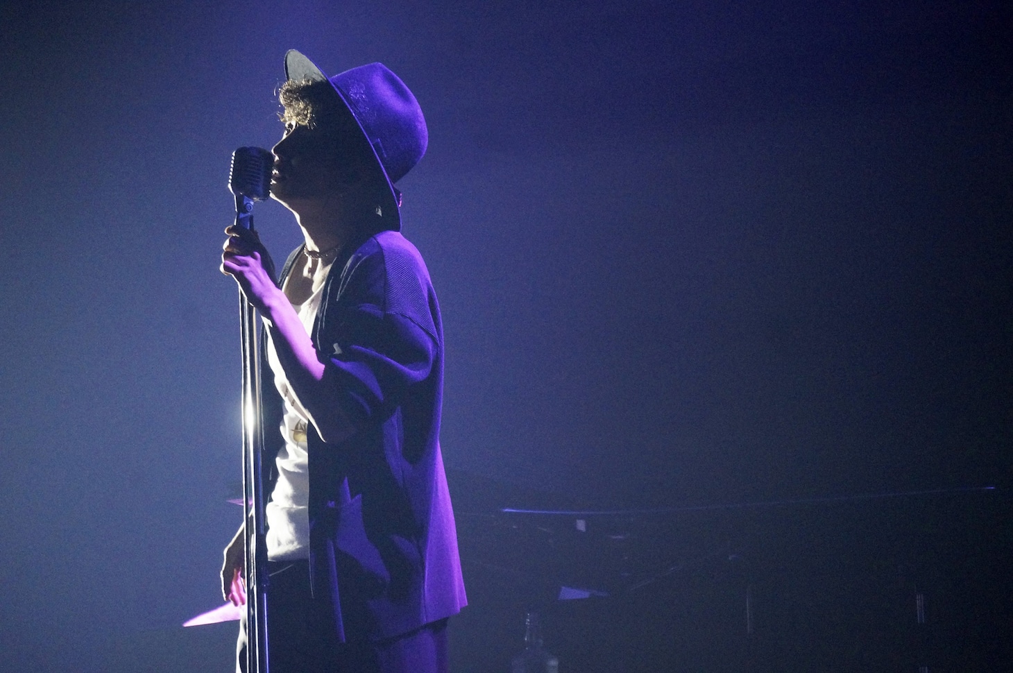 GACKT「GACKT LAST SONGS 2021 feat. K」神奈川県 よこすか芸術劇場公演の様子。